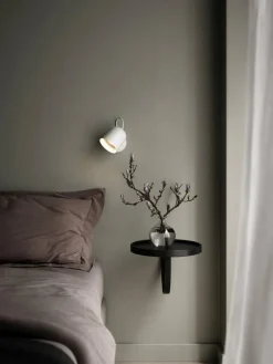 New DFTP Angle vegglampe med USB - Hvit