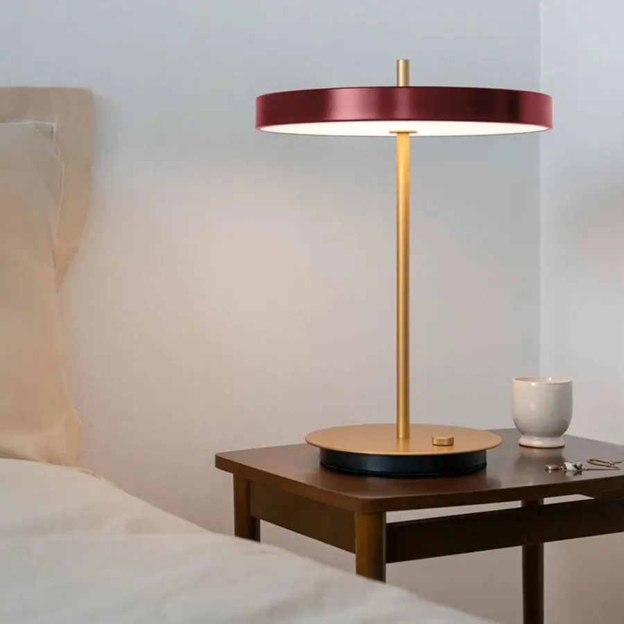 Online Umage Asteria bordlampe