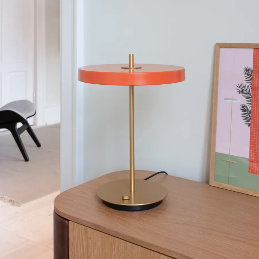Online Umage Asteria bordlampe