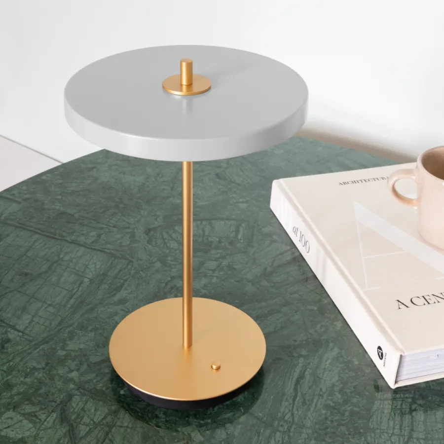 Outlet Umage Asteria Move bordlampe