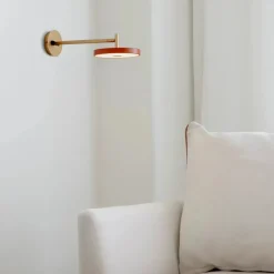 Umage Asteria vegglampe lang til skjult anlegg