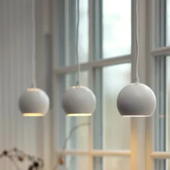 Clearance Frandsen Ball takpendel Ø12 cm