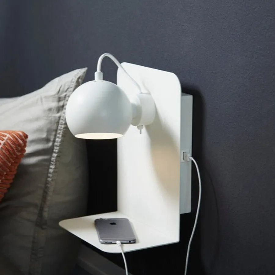 Hot Frandsen Ball vegglampe m/USB Svart