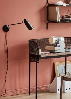 New Northern Birdy vegglampe swing