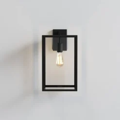 Best Astro Lighting Box Lantern 450 vegglampe utendørs - Svart