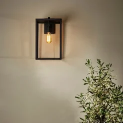 Best Astro Lighting Box Lantern 450 vegglampe utendørs - Svart