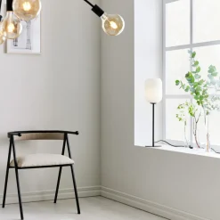 Online Marksløjd Cava bordlampe - Opalhvit/Svart - Svart / Opal