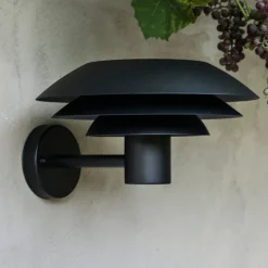 Online Dyberg Larsen DL31 utendørs vegglampe IP44 - Svart