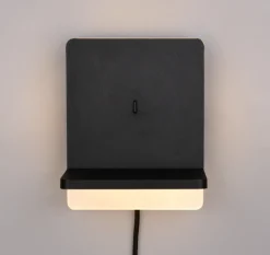 Trio Lighting Fairfield vegglampe 9W 3000 Kelvin med USB - 3-step dim