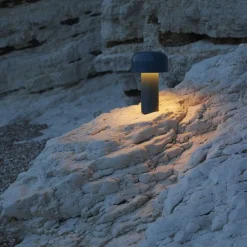 Discount Flos Bellhop oppladbar bordlampe