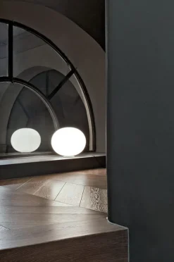 Online Flos Glo-Ball Basic 1 bordlampe - 33cm - med dimmer Opal