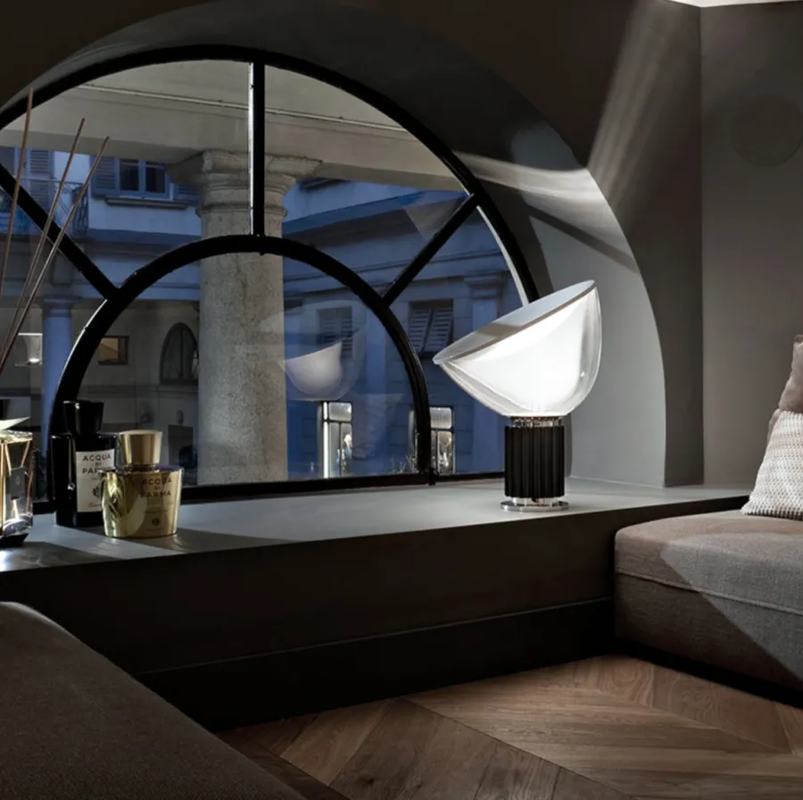 Discount Flos Taccia bordlampe LED - PMMA
