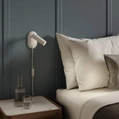 New Astro Lighting Gio vegglampe Svart