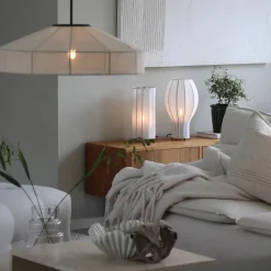 Hot Marksløjd Hikari bordlampe Hvit