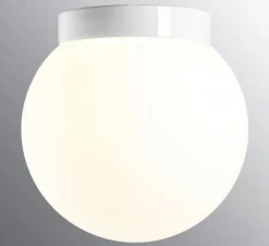 Clearance Ifø Electric Ifø Classic Glob 300 taklampe IP54 Svart / Opal glass