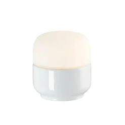 Discount Ifø Electric Ifø Ohm 100 / 110 vegg/tak lampe IP44