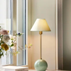 Globen Lighting Iris 20 Bordlampe Blush