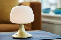 Outlet Ms - belysning Izzy bordlampe - Oppladbar Hvit / Messingfarget