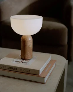 Hot New Works Kizu Portable bordlampe - Rustfarget Marmor Brun