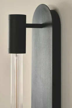 New Design by Us Liberty dobbel vegglampe - Svart