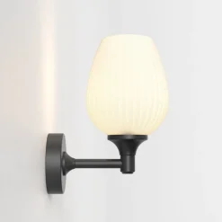 Best Astro Lighting Liberty vegglampe for baderom IP44