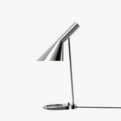 Outlet Louis Poulsen AJ bordlampe