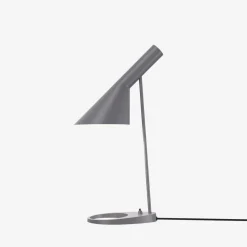 Outlet Louis Poulsen AJ bordlampe