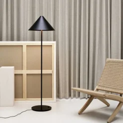 New Louis Poulsen Keglen gulvlampe