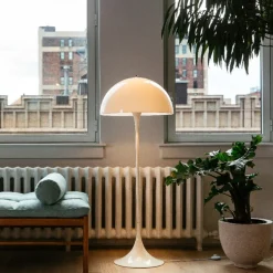 Sale Louis Poulsen Panthella gulvlampe Hvit / Opal