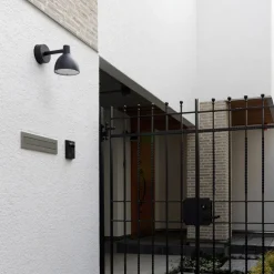 Louis Poulsen Toldbod utendørs vegglampe 15