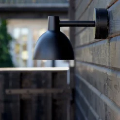 Louis Poulsen Toldbod utendørs vegglampe 15