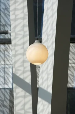 Online Louis Poulsen Wohlert taklampe Ø30 - Opal