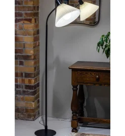 Best Marksløjd Mira gulvlampe 145 cm - Svart/Offwhite - Svart / Hvit