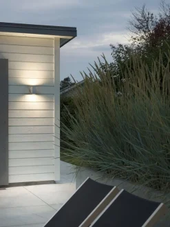 New Konstsmide Modena vegglampe opp/ned utendørs 2x4W 3000K IP44 - Hvit