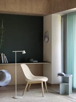 Discount MUUTO Tip gulvlampe Svart