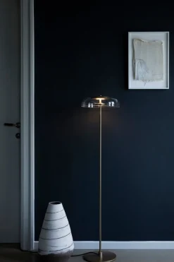 Discount Nuura Blossi gulvlampe Nordic Gold Messing