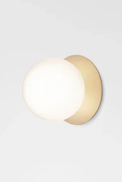 Online Nuura Liila 1 vegglampe/taklampe - large - nordic gold / opal Messing