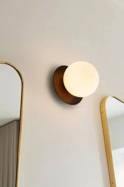 New Nuura Liila 1 vegglampe/taklampe - medium - bronse/opal Bronse / Opal