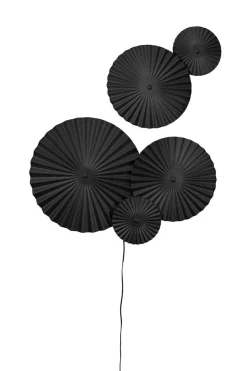 Clearance Globen Lighting Omega vegglampe - Svart