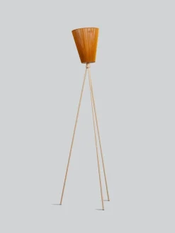 Northern Oslo Wood gulvlampe beige med skjerm