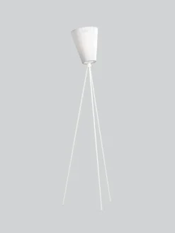 Best Northern Oslo Wood gulvlampe hvit med skjerm