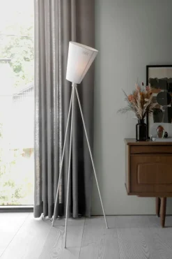 Best Northern Oslo Wood gulvlampe hvit med skjerm
