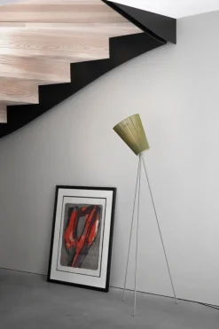 Outlet Northern Oslo Wood gulvlampe lysegrå med skjerm