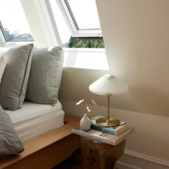 Hot Halo Designs Paris bordlampe Svart