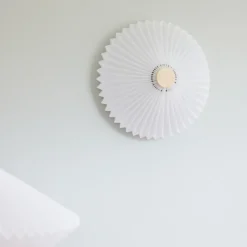 Online Halo Designs Paris vegg/tak-lampe Messing