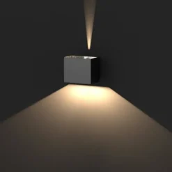 Best Norlux Plaza vegglampe utendørs opp/ned 10W IP65 3000 Kelvin - Svart