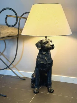 Outlet Aneta Lighting Retriver bordlampe Svart / Hvit