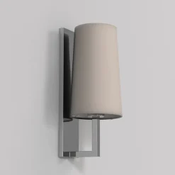 Discount Astro Lighting Riva 350 vegglampe IP44 med skjerm Krom / Hvit