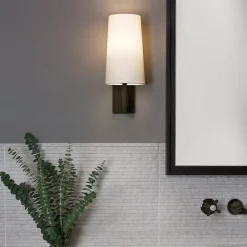 Hot Astro Lighting Riva 350 vegglampe med stoffskjerm