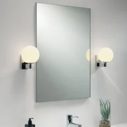 Outlet Astro Lighting Sagara Vegglampe IP44 Svart